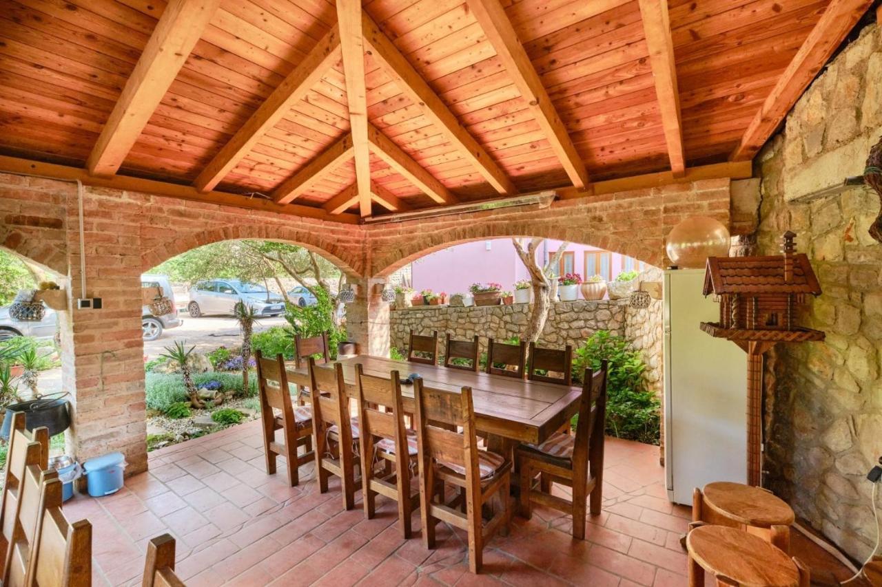 Rooms With A Parking Space Veli Losinj, Losinj - 21045 Exterior foto
